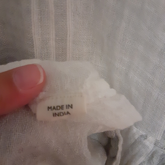 M by Design White Textured Blouse - Picture 7 of 9